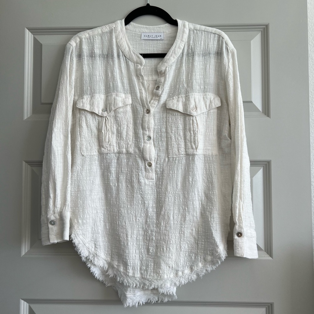 Carly Jean Los Angeles Ivory Textured Blouse